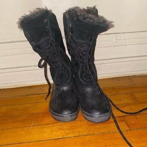 Black Sorel Snow Boots
